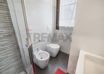 Bagno - Four-room apartment Via Monte Cervino
 
50, Brugherio - photo 37