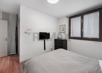 Camera / camera da letto - Four-room apartment Via Monte Cervino
 
50, Brugherio - photo 45
