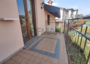 Balcone - Villa via mascetti, San Fermo della Battaglia - foto 11