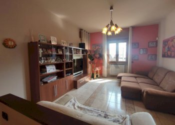 Soggiorno - Villa via mascetti, San Fermo della Battaglia - foto 14