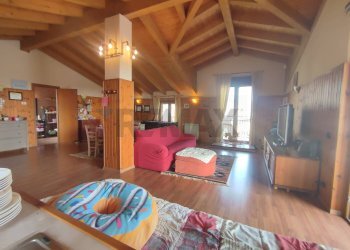 Soggiorno - Villa via mascetti, San Fermo della Battaglia - foto 26