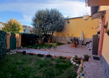 Giardino - Casa semi indipendente Casale Litta - foto 7