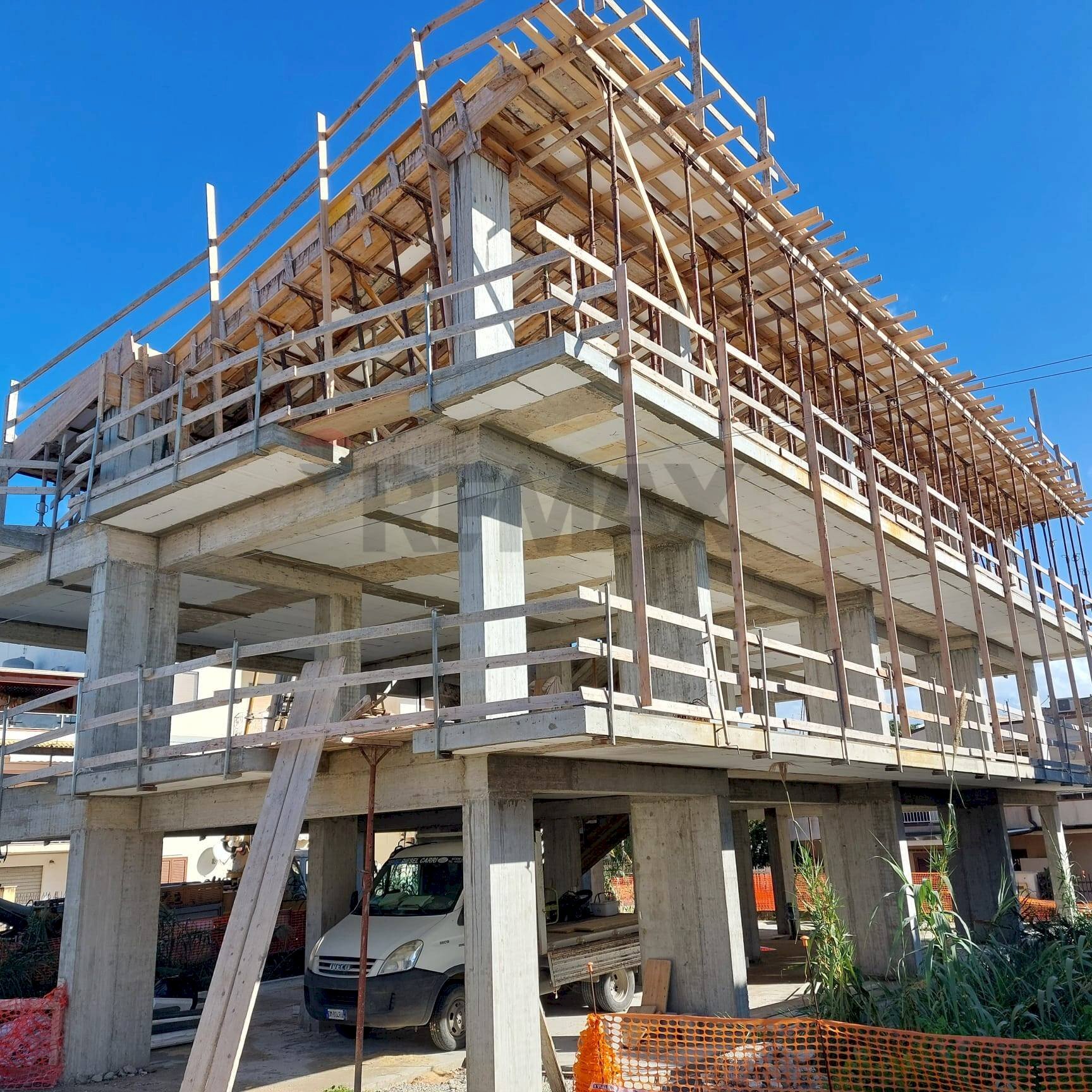 Edificio all\'aperto - Appartamento circolo velico
 
s.n.c., Santa Croce Camerina - foto 1