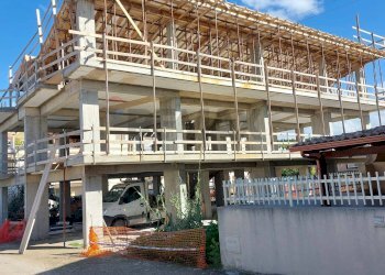 Edificio all\'aperto - Appartamento circolo velico
 
s.n.c., Santa Croce Camerina - foto 4