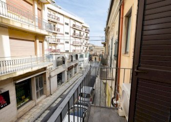 Balcone - Casa indipendente Via Salvatore
 
16, Ragusa - foto 10