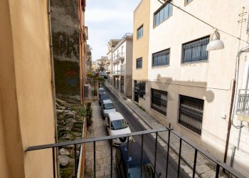 Edificio all\'aperto - Casa indipendente Via Salvatore
 
16, Ragusa - foto 11