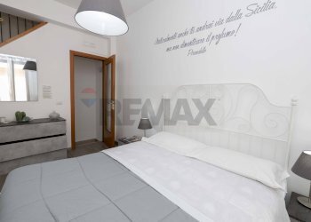 Camera / camera da letto - Casa indipendente Via Salvatore
 
16, Ragusa - foto 14