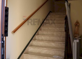 Scale - Casa indipendente C.so Umberto
 
88, Monterosso Almo - foto 27