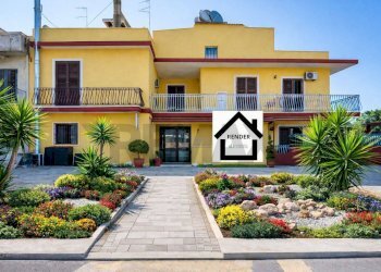 Casa all\'aperto - Casa semi indipendente VIA FOLLERAU
 
snc, Pozzallo - foto 2