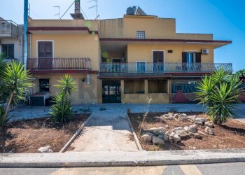 Casa all\'aperto - Casa semi indipendente VIA FOLLERAU
 
snc, Pozzallo - foto 3