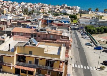 Edificio all\'aperto - Casa semi indipendente VIA FOLLERAU
 
snc, Pozzallo - foto 21