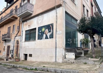 Foto 4 - Locale Commerciale Via Umberto I
 
35, Roccapalumba - foto 4