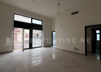 Foto 6 - Locale Commerciale Via Umberto I
 
35, Roccapalumba - foto 6