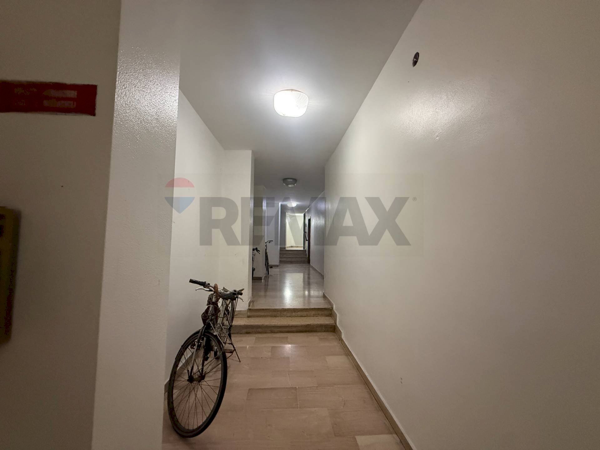 Hall / corridoio - Four-room apartment Via Mazzini
64, San Pietro Vernotico - photo 3