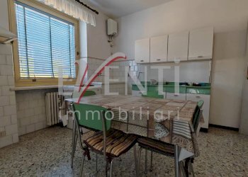 Foto 3 - Quadrilocale VIA ROMA
 
8, Perosa Argentina - foto 3