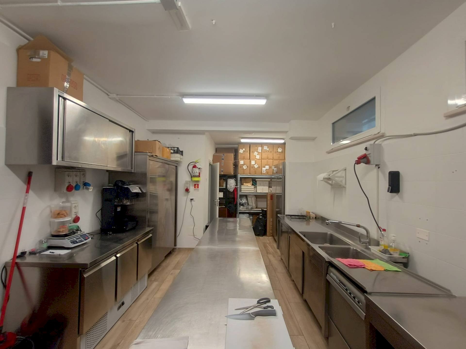 Foto 2 - Locale Commerciale Fano - foto 2