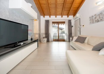 Soggiorno - Trilocale Via Padre Marengoni
 
29, Trezzano Rosa - foto 5