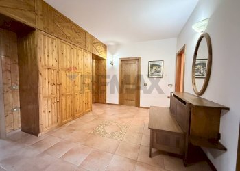 Hall / corridoio - Appartamento Porte di Rendena - foto 9