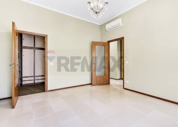 Stanza vuota - Trilocale VIA SAN LUCA
 
10, Milano - foto 10