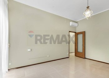 Stanza vuota - Trilocale VIA SAN LUCA
 
10, Milano - foto 12