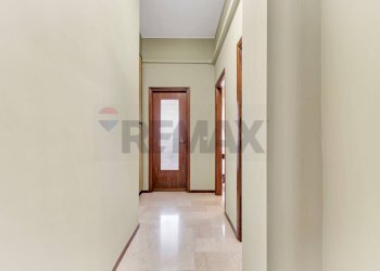 Hall / corridoio - Trilocale VIA SAN LUCA
 
10, Milano - foto 19