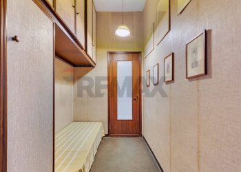 Hall / corridoio - Trilocale VIA SAN LUCA
 
10, Milano - foto 21