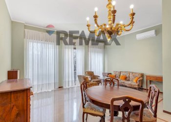 Sala da pranzo - Trilocale VIA SAN LUCA
 
10, Milano - foto 26