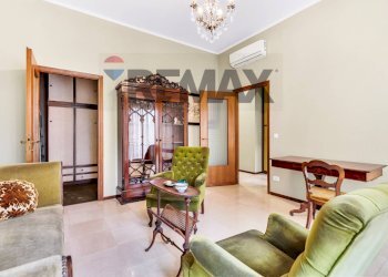 Soggiorno - Trilocale VIA SAN LUCA
 
10, Milano - foto 34