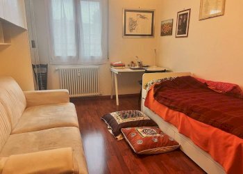 Camera da letto - Trilocale via Francesca Edera De Giovanni, Bologna (zona Bolognina) - foto 9