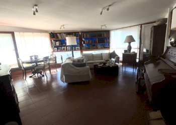 Trilocale Via degli Orti della Farnesina, Roma - foto 3