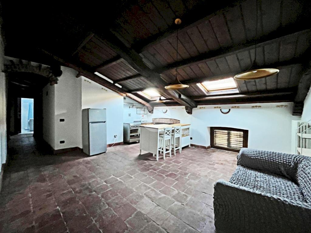 Trilocale Via palestro, Ivrea - foto 2