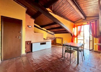 Trilocale Via Palestro, Ivrea - foto 1