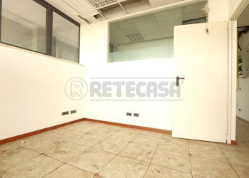 IMG_5657.JPG - Commercial Premises via dal ponte 228, Torri di Quartesolo - photo 15