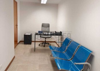 WhatsApp Image 2026-01-16 at 12.25.48 (1).jpeg - Ufficio via carlo cattaneo  42, Marsala - foto 10