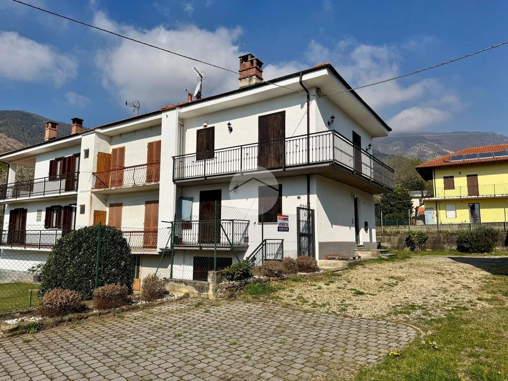 Semi-detached house Via Mulino, Val della Torre - photo 1