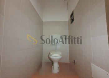 20260115_112123bis.jpg - Locale Commerciale Viale Magna Grecia 188, Catanzaro - foto 7