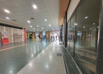 20260115_112220.jpg - Locale Commerciale Viale Magna Grecia 188, Catanzaro - foto 11