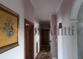 FOTO CORRIDOIO APP. 11 FIUMICINO.jpeg - Attico Via Mario Giuliano, Fiumicino - foto 4