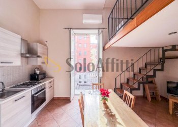 Soggiorno - Bilocale Via Gian Lorenzo Bernini, Napoli (zona Vomero) - foto 3