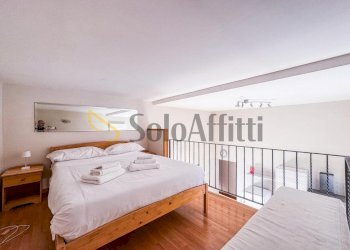 Camera da letto in soppalco - Bilocale Via Gian Lorenzo Bernini, Napoli (zona Vomero) - foto 8