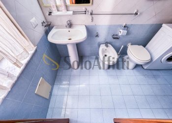 Bagno - Bilocale Via Gian Lorenzo Bernini, Napoli (zona Vomero) - foto 15