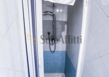 Dettaglio doccia - Bilocale Via Gian Lorenzo Bernini, Napoli (zona Vomero) - foto 17