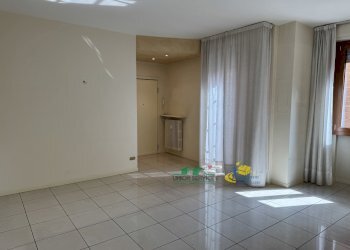 IMG_1487.JPG - Appartamento Borgo Piccinini, Parma - foto 8