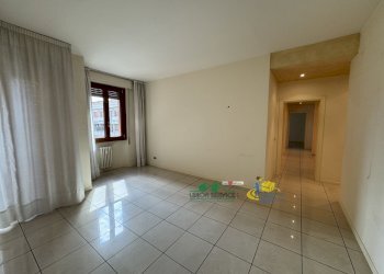 IMG_1493.JPG - Appartamento Borgo Piccinini, Parma - foto 12