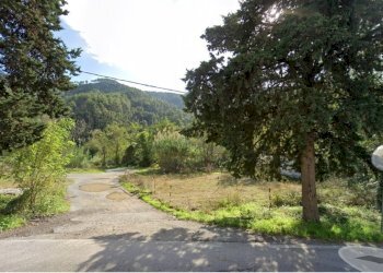 foto frontale.jpg - Box Deiva Marina - foto 3