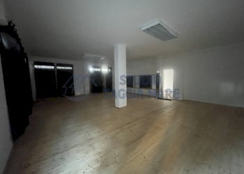 IMG_5699.JPG - Magazzino Taggia - foto 2