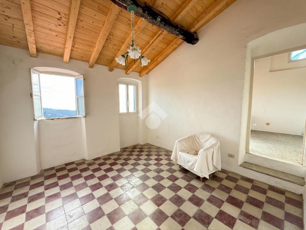 Four-room apartment Via Torquato Tasso, Civezza - photo 1