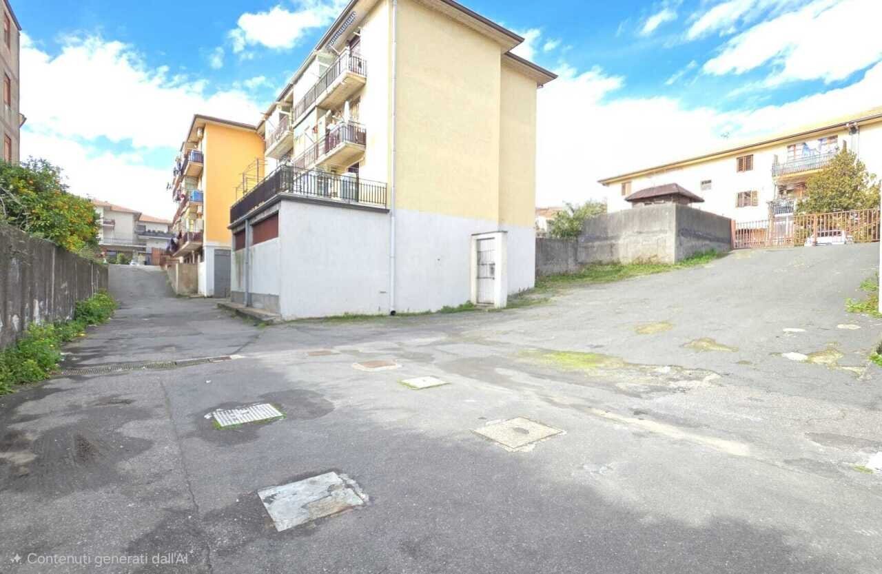 WhatsApp Image 2026-02-07 at 12.46.12 (2).jpeg - Locale Commerciale Tremestieri Etneo - foto 2