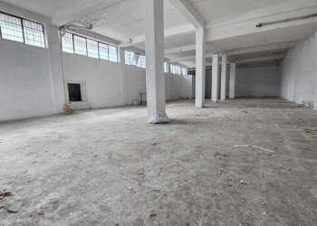 WhatsApp Image 2026-02-07 at 12.46.14 (2).jpeg - Locale Commerciale Tremestieri Etneo - foto 9