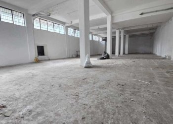 WhatsApp Image 2026-02-07 at 12.46.14 (7).jpeg - Locale Commerciale Tremestieri Etneo - foto 12